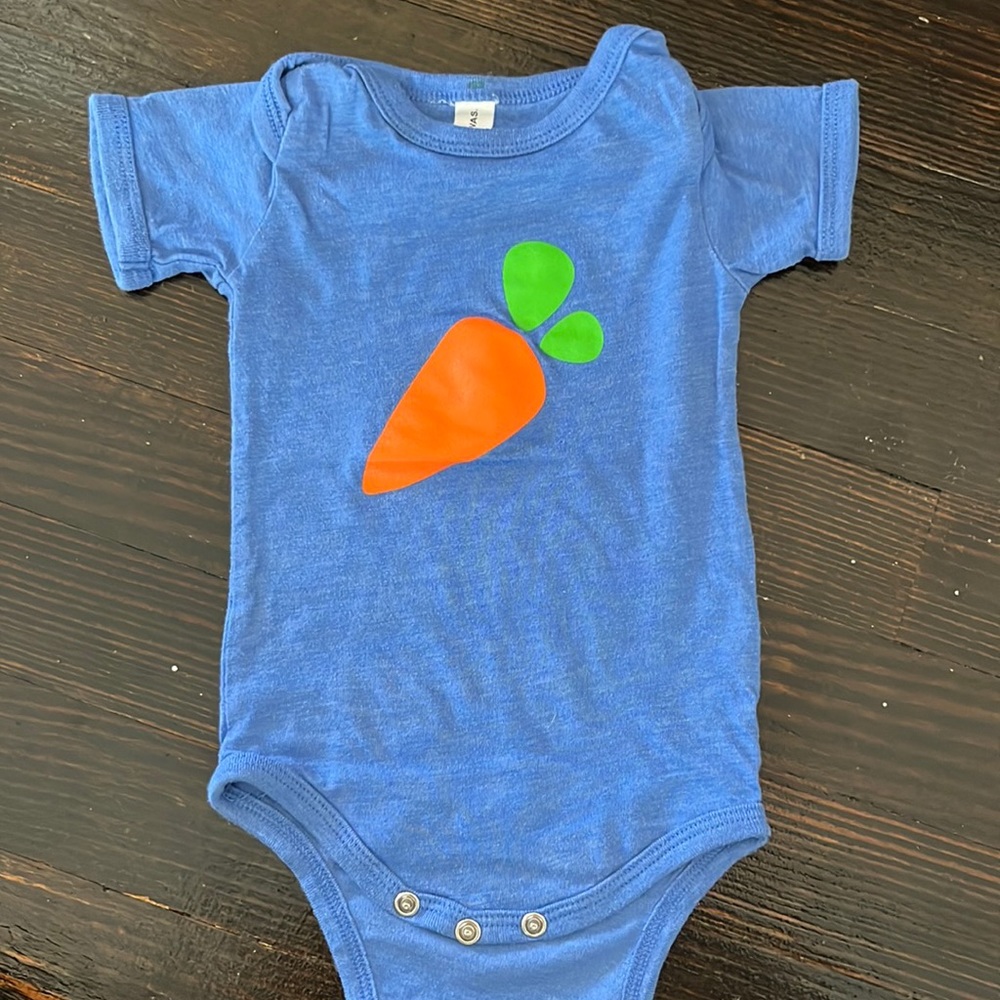 Carrot super soft baby onesie